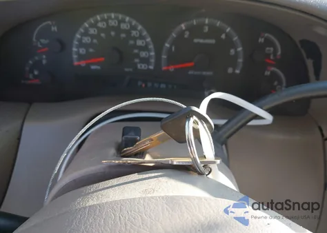 2000 Ford F-150 Lariat/Xl/Xlt from USA, damaged, VIN 1FTRX07L4YKB45917